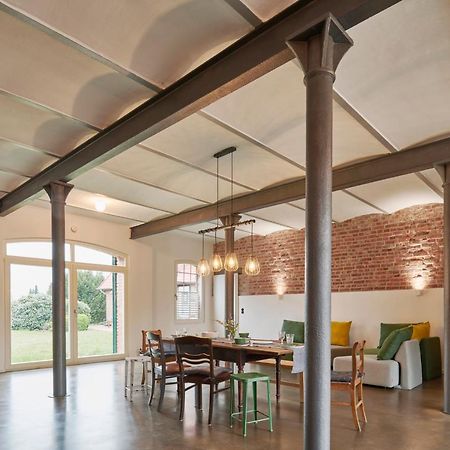 Re~Barn - Modern Country Stay Essel Ngoại thất bức ảnh