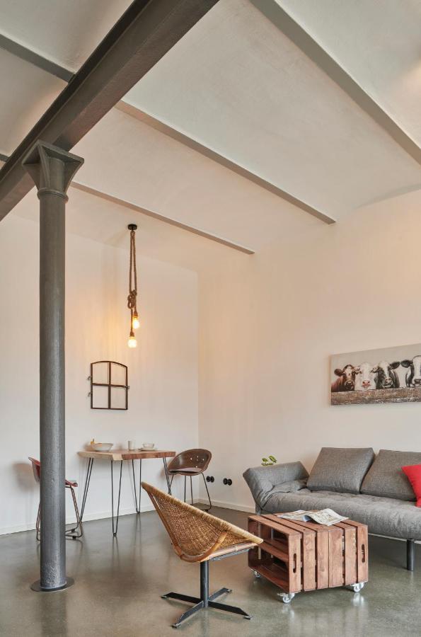 Re~Barn - Modern Country Stay Essel Ngoại thất bức ảnh