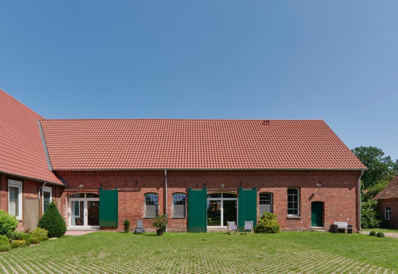 Re~Barn - Modern Country Stay Essel Ngoại thất bức ảnh