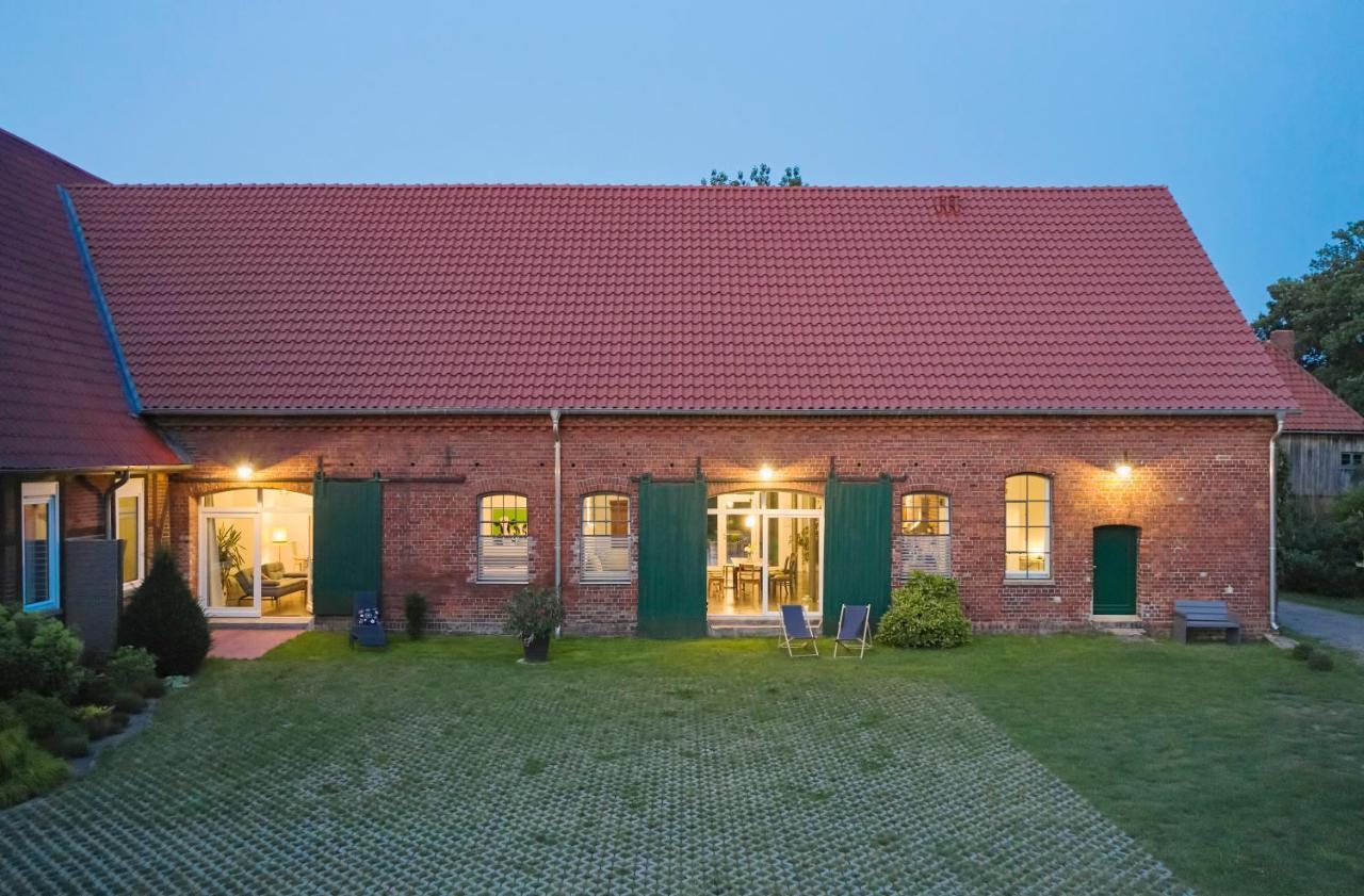 Re~Barn - Modern Country Stay Essel Ngoại thất bức ảnh